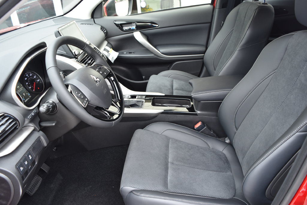 New 2026 Mitsubishi Eclipse Cross SE AWD/4WD image 8