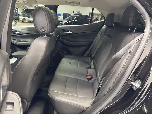 Used 2023 Buick Encore GX Essence w/ Advanced Technology Package image 31