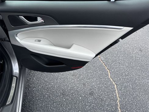 New 2025 Genesis G70 2.5T w/ Sport Prestige Package image 19