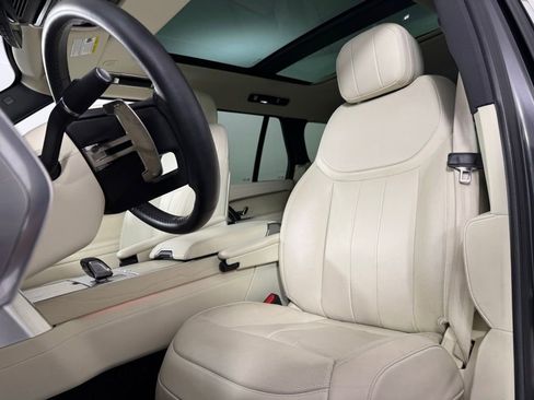 Used 2024 Land Rover Range Rover SE AWD/4WD image 14