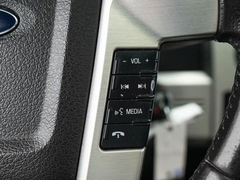 Used 2014 Ford F150 Platinum image 35