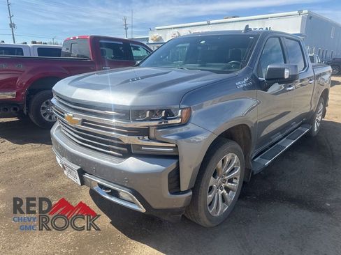 Used 2021 Chevrolet Silverado 1500 High Country w/ Technology Package AWD/4WD image 9