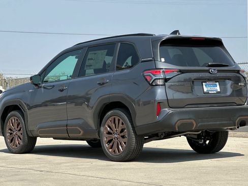New 2026 Subaru Forester Touring AWD/4WD image 5