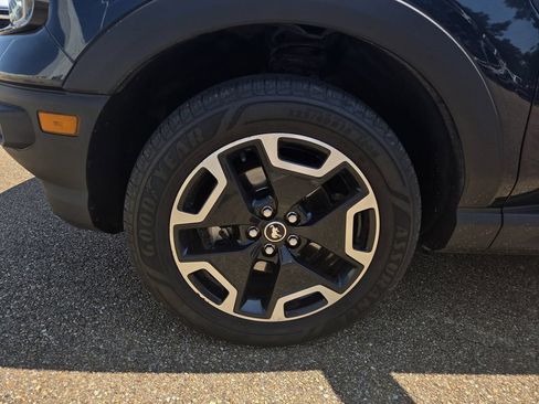 Used 2021 Ford Bronco Sport Outer Banks AWD/4WD image 31