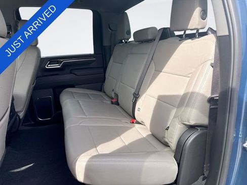 Used 2025 Chevrolet Silverado 2500 LT w/ Convenience Package AWD/4WD image 22