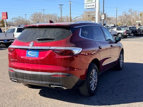 Used 2023 Buick Enclave Essence image 25