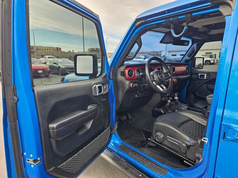 Used 2020 Jeep Gladiator Rubicon AWD/4WD image 18
