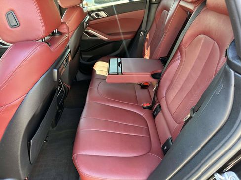 Used 2022 BMW X6 xDrive40i w/ M Sport Package AWD/4WD image 19