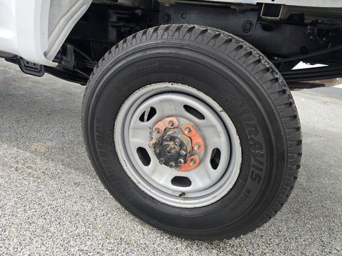 Used 2017 Ford F350 XL w/ Power Equipment Group image 32