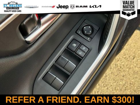 Used 2019 Toyota RAV4 Limited w/ Advanced Technology Package image 19