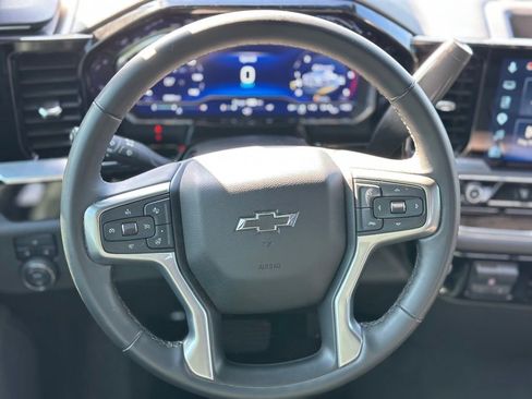 Used 2025 Chevrolet Silverado 2500 LT w/ Trail Boss Package AWD/4WD image 5