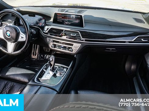 Used 2022 BMW 750i xDrive w/ M Sport Package AWD/4WD image 29