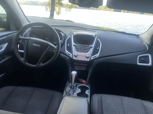 Used 2014 GMC Terrain SLE FWD image 26