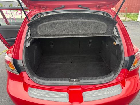 Used 2005 MAZDA MAZDA3 s FWD image 18