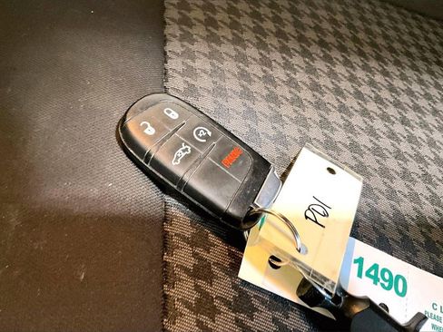 Used 2023 Dodge Challenger SXT image 19