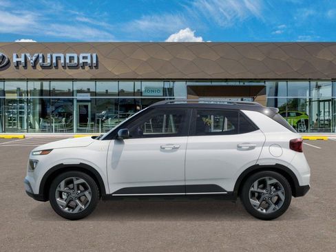 New 2026 Hyundai Venue SEL FWD image 4