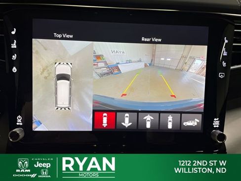 New 2026 Jeep Grand Wagoneer L Limited AWD/4WD image 38