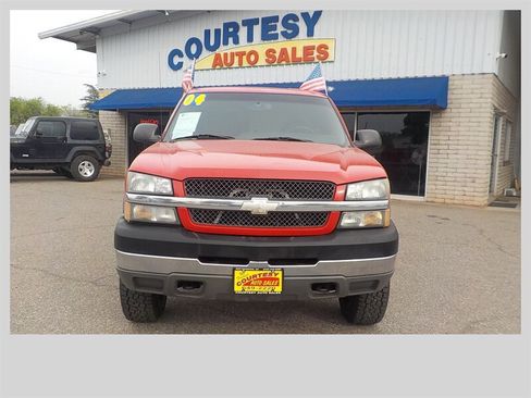 Used 2004 Chevrolet Silverado 2500 LS w/ Skid Plate Package image 15