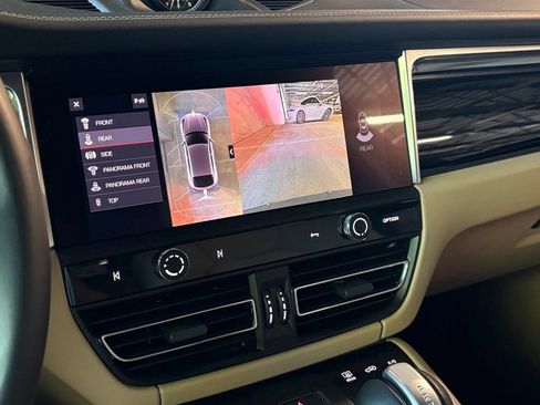Certified 2023 Porsche Macan S AWD/4WD image 28
