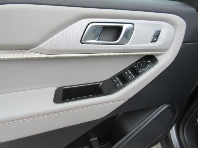 New 2026 Ford Explorer Active w/ Active Comfort Package RWD image 15