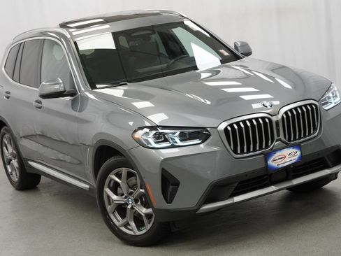Used 2024 BMW X3 xDrive30i w/ Premium Package w/ZPA AWD/4WD image 4
