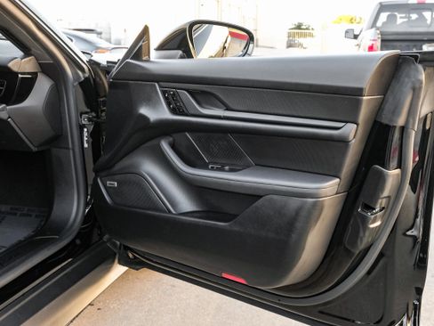 Used 2021 Porsche Taycan Base image 41