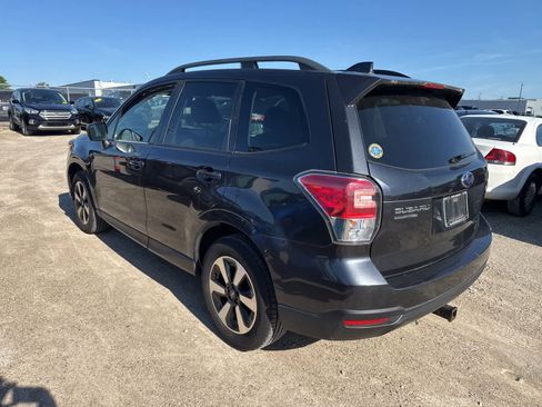 Used 2018 Subaru Forester 2.5i Premium AWD/4WD image 2