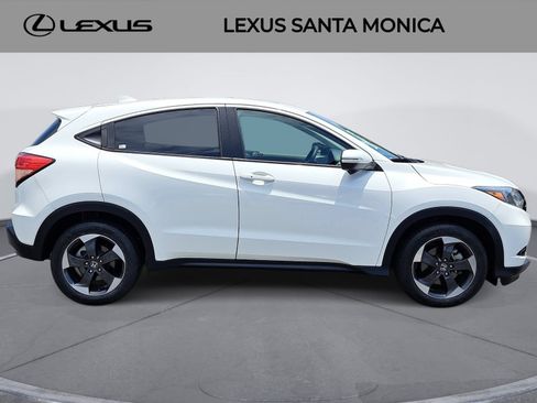 Used 2018 Honda HR-V EX image 4