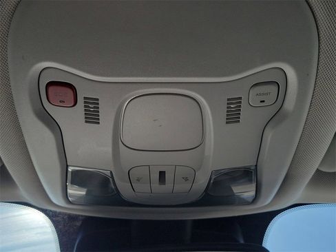 Used 2023 Jeep Renegade Trailhawk w/ Trailhawk Elite Group image 37