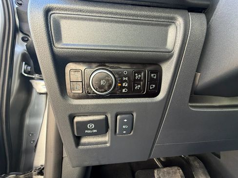 Used 2025 Ford F150 Platinum w/ Equipment Group 702A High AWD/4WD image 32