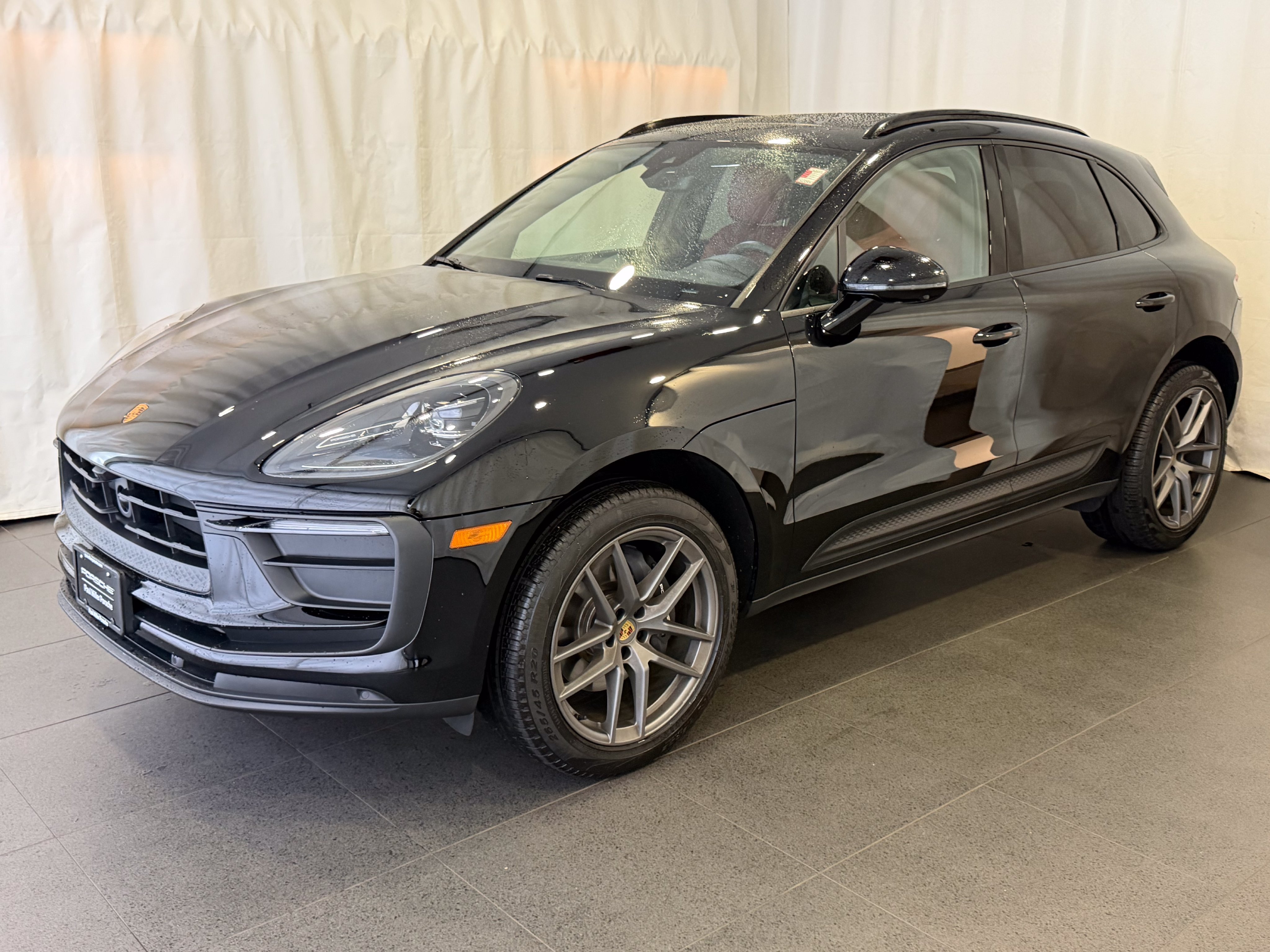 Certified 2026 Porsche Macan AWD/4WD 360° Tour