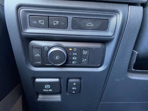 Used 2021 Ford F150 Lariat w/ Equipment Group 502A High image 31