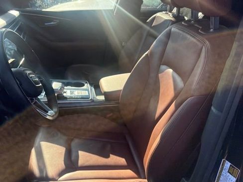 Used 2022 Audi Q7 2.0T Premium image 9