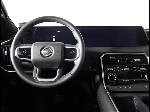 Used 2025 Nissan Armada Platinum RWD image 8