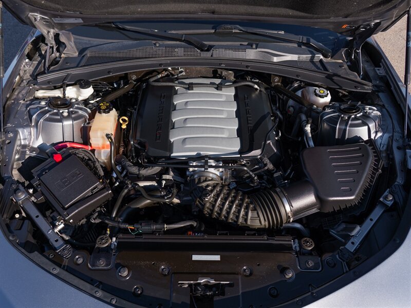 Used 2021 Chevrolet Camaro SS RWD image 12