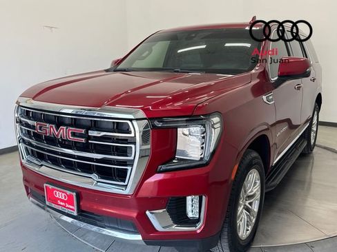 Used 2021 GMC Yukon SLT w/ SLT Luxury Plus Package image 3