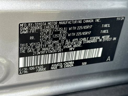 Used 2025 Toyota RAV4 XLE FWD image 27
