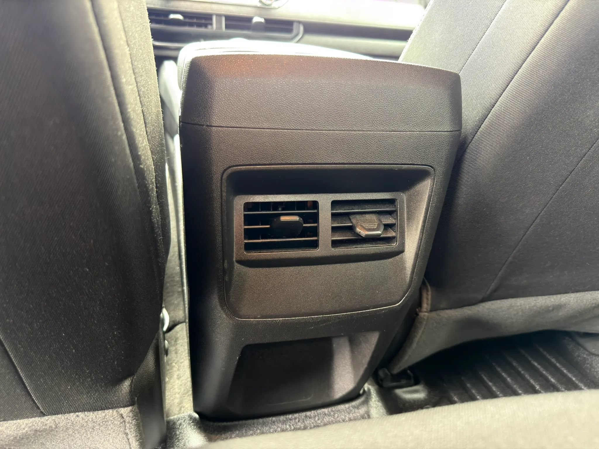 Used 2023 Chevrolet Colorado Trail Boss w/ Technology Package AWD/4WD image 15