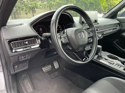 Used 2025 Honda Civic Sport image 9