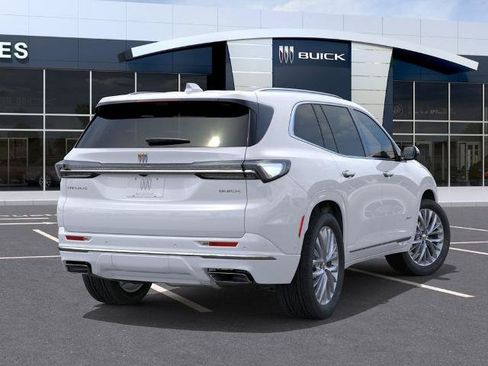 Used 2026 Buick Enclave Avenir w/ Super Cruise Package FWD image 4