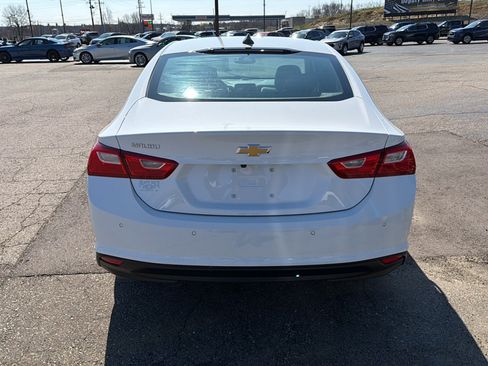 Used 2024 Chevrolet Malibu LS w/ Driver Confidence Package FWD image 5