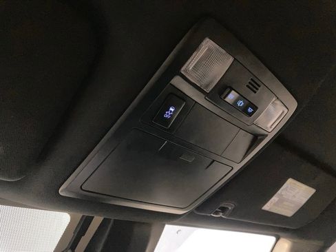 Used 2019 Toyota Tacoma TRD Sport image 24