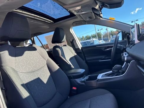 Used 2024 Toyota RAV4 XLE w/ Convenience Package image 23