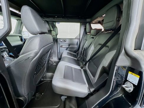 Certified 2024 Ford Bronco Black Diamond image 27