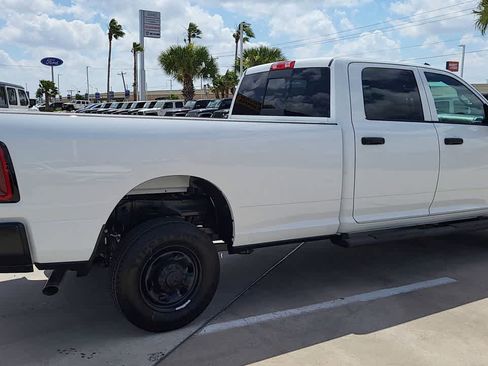 New 2026 RAM 2500 Tradesman AWD/4WD image 8