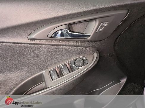 Used 2023 Chevrolet Malibu LT image 12