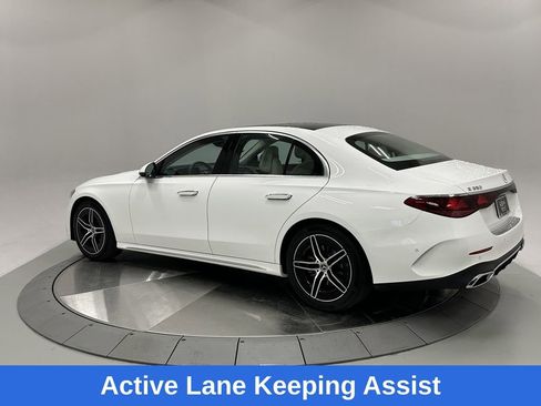 Used 2025 Mercedes-Benz E 350 Sedan image 5