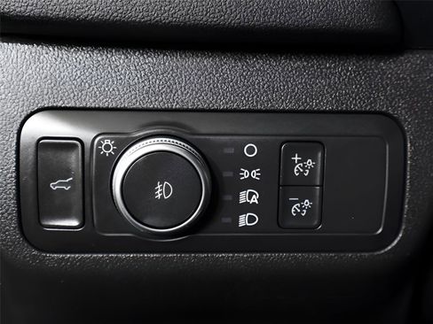 Used 2022 Ford Escape SEL w/ Technology Package AWD/4WD image 39