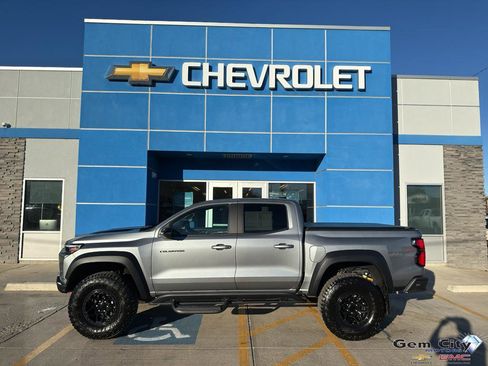 Used 2024 Chevrolet Colorado ZR2 w/ ZR2 Bison Edition image 1