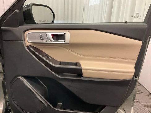 Used 2020 Ford Explorer Limited AWD/4WD image 29
